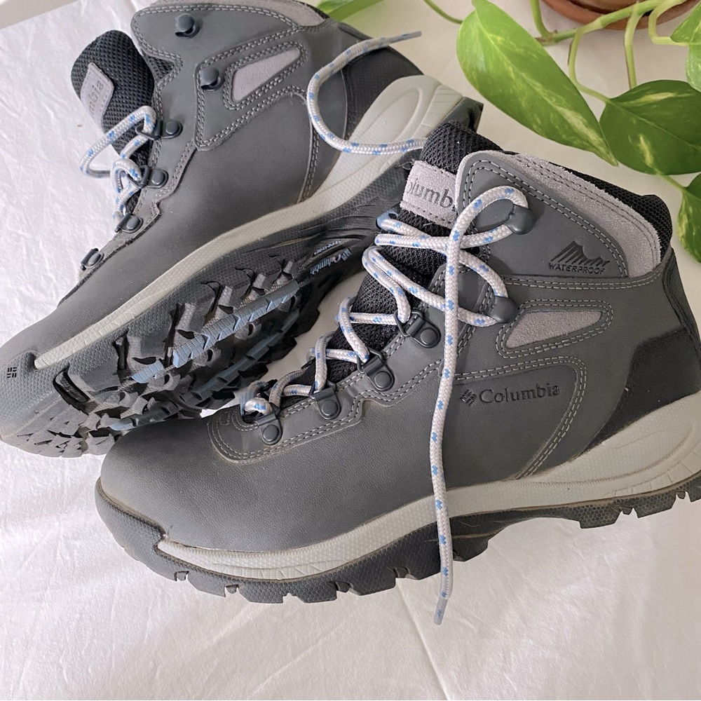 Columbia Newton Ridge Plus Waterproof Hiker Boots Size 9.5 Quarry Cool